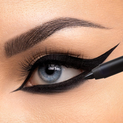 Misslyn 24 Long-Lasting Eyeliner 1